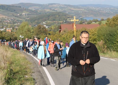 Różaniec do granic