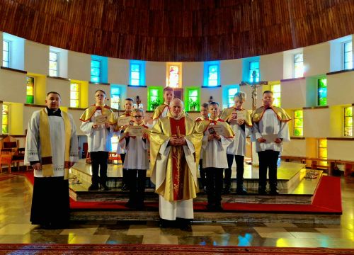 Nowi ministranci w parafii Tęgoborze